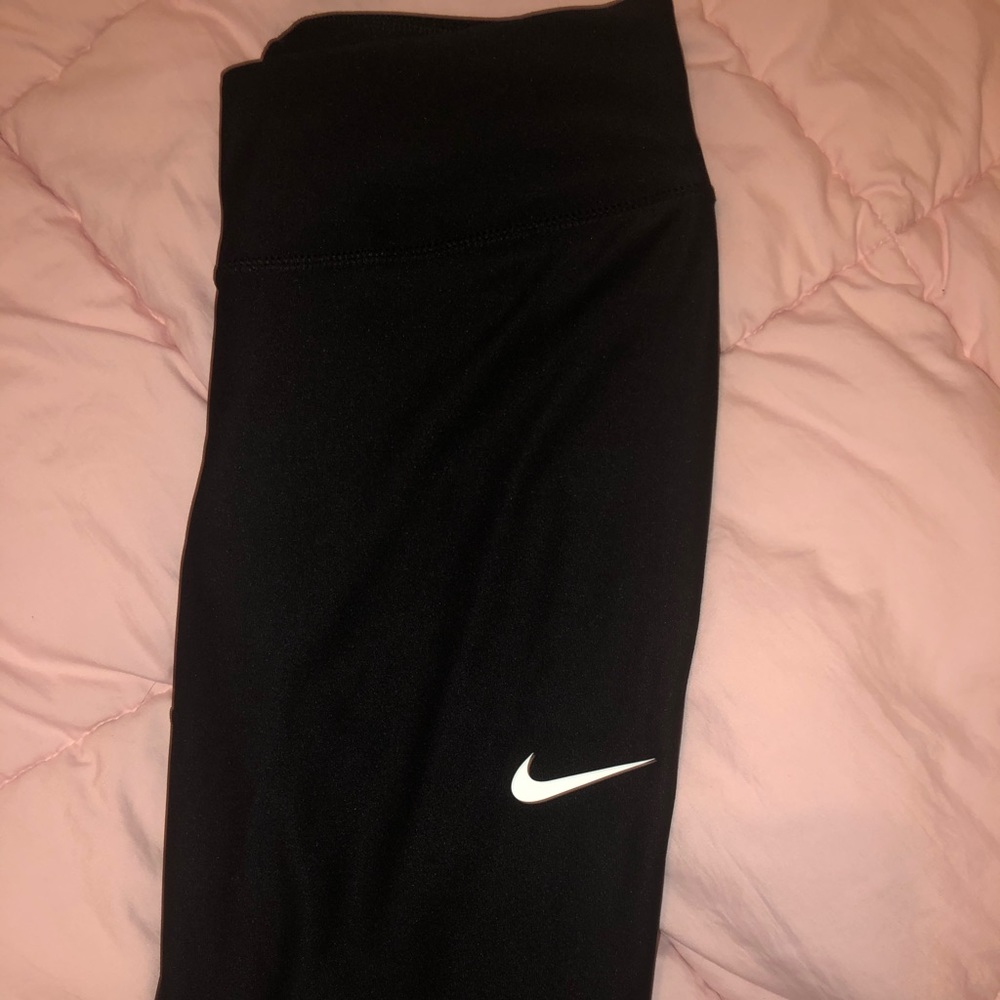 FULL LENGTH nike black leggings nwot